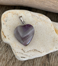 Load image into Gallery viewer, Puffy Heart Pendants