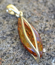 Load image into Gallery viewer, Amber Wave Pendant